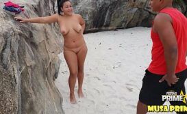 Metendo na praia do Rio de janeiro em sexo em público
